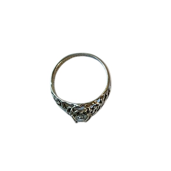 Vintage 925 Sterling Ring Women’s size 8.5 Art Deco Elegant Carved Filigree - Picture 10 of 16